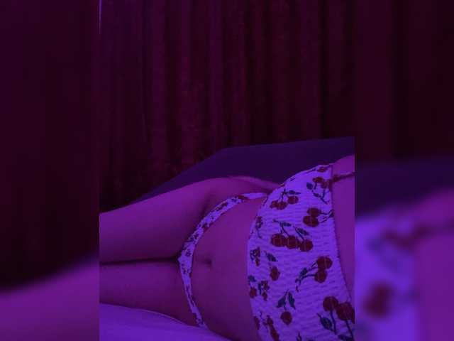 yaratama live cam on BongaCams