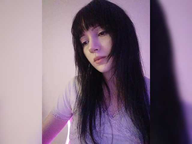 KRISTARI live cam on BongaCams