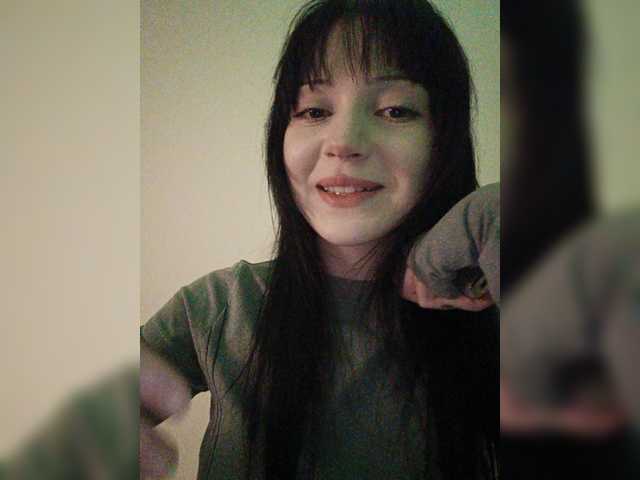 KRISTARI live cam on BongaCams