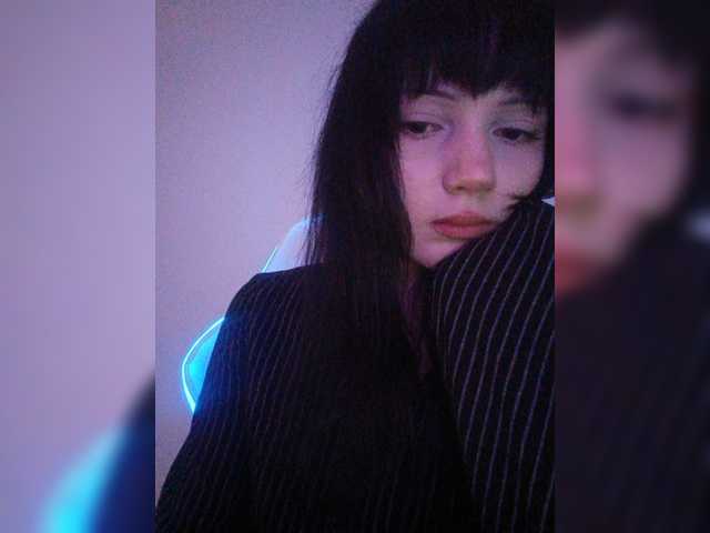 KRISTARI live cam on BongaCams