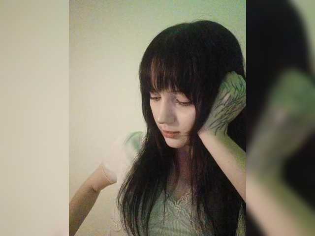 KRISTARI live cam on BongaCams