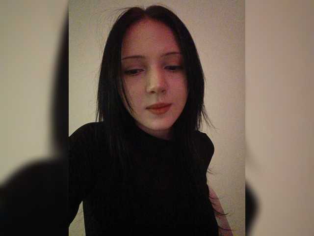KRISTARI live webcam show