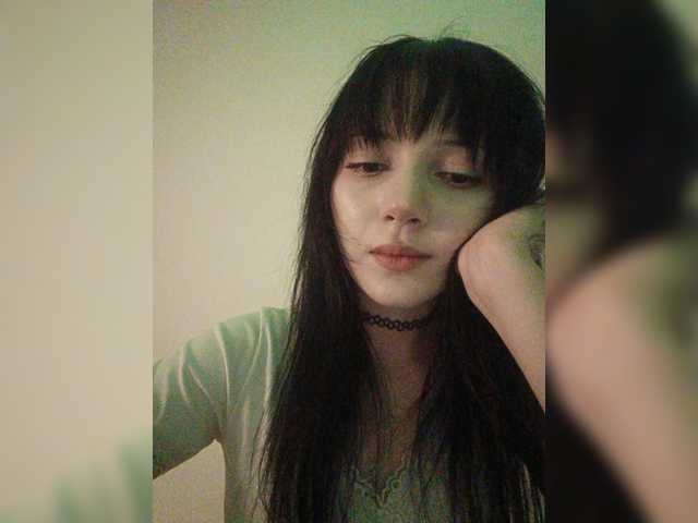 KRISTARI live webcam show