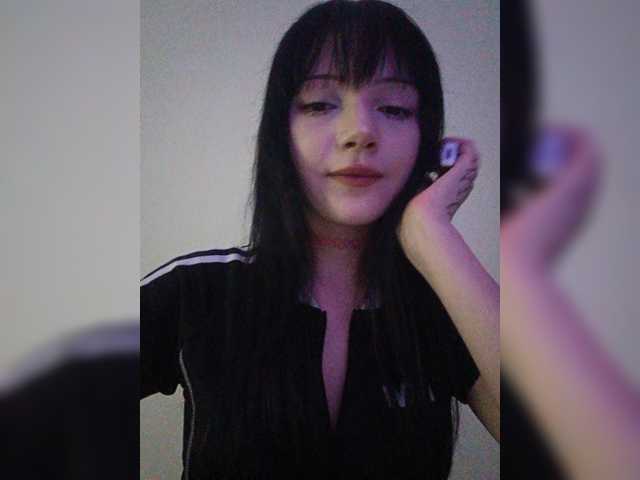 KRISTARI live cam on BongaCams