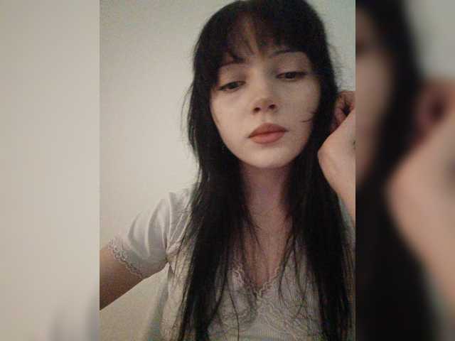 KRISTARI live webcam show