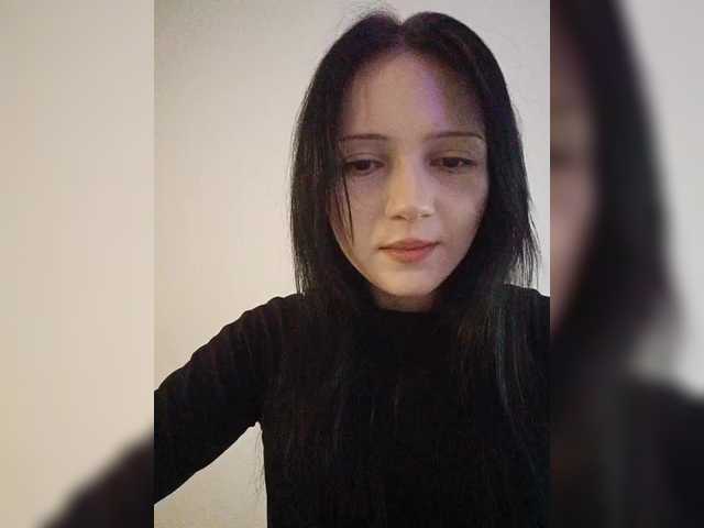 KRISTARI live cam on BongaCams