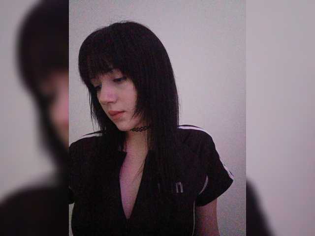 KRISTARI live cam on BongaCams
