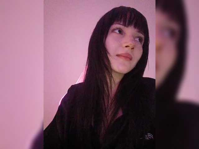 KRISTARI live cam on BongaCams