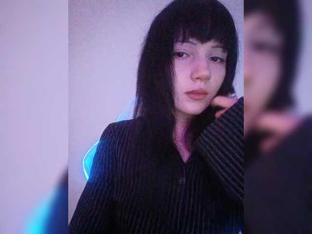 KRISTARI live cam on BongaCams