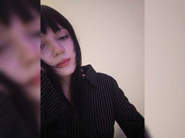 KRISTARI live cam on BongaCams