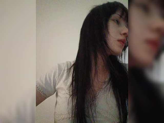 KRISTARI live webcam show