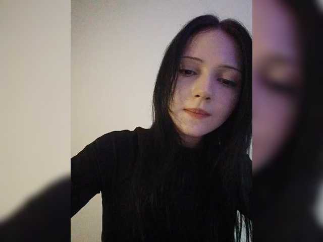 KRISTARI live webcam show
