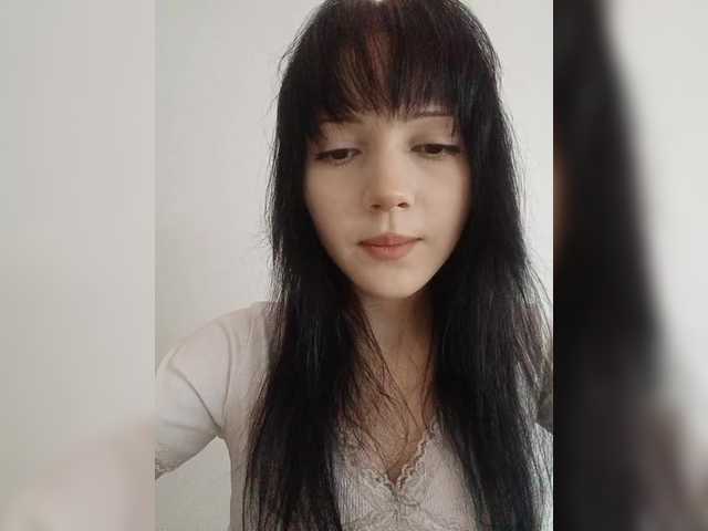 KRISTARI live cam on BongaCams