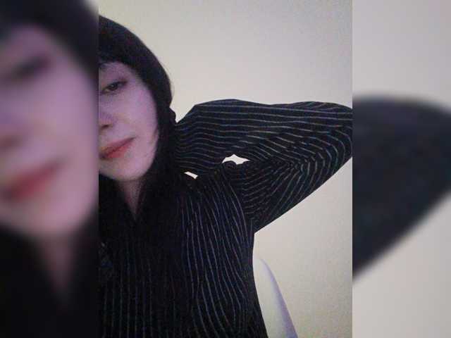 KRISTARI live cam on BongaCams