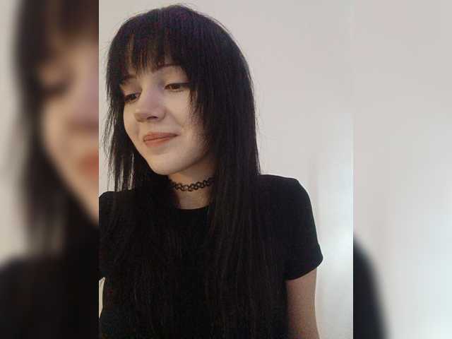KRISTARI live cam on BongaCams
