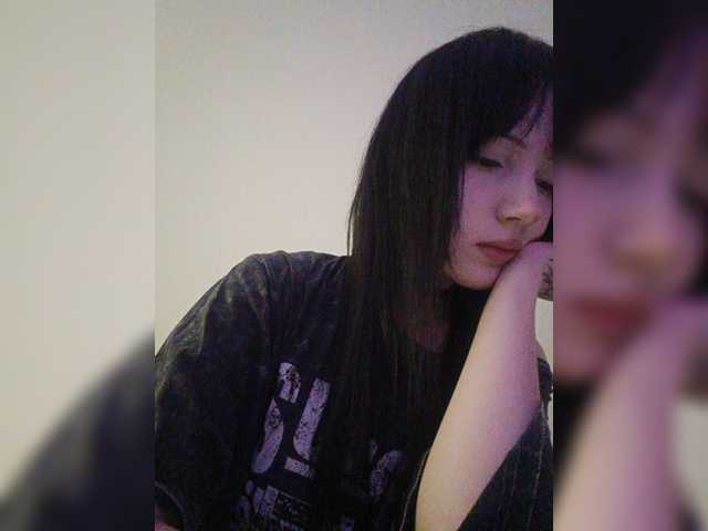 KRISTARI live cam on BongaCams