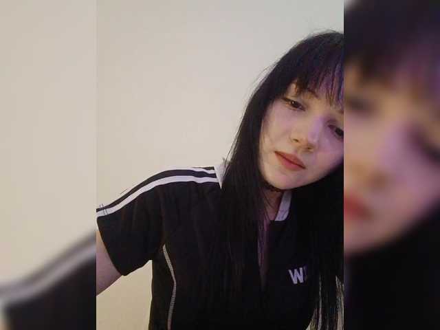 KRISTARI live cam on BongaCams