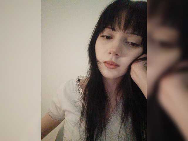 KRISTARI live cam on BongaCams