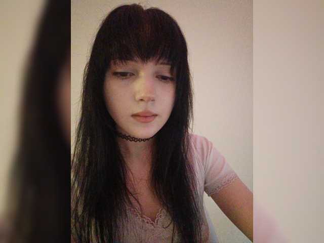 KRISTARI live cam on BongaCams