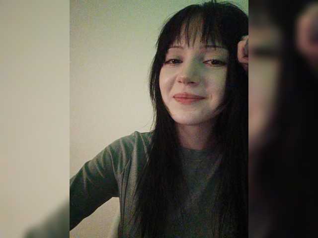 KRISTARI live cam on BongaCams