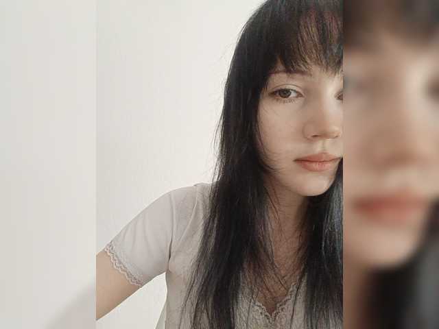 KRISTARI live cam on BongaCams