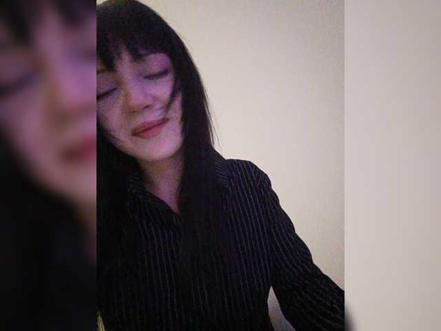 KRISTARI live cam on BongaCams