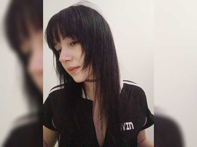 KRISTARI live cam on BongaCams