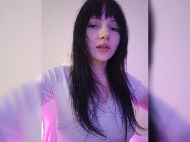 KRISTARI live cam on BongaCams