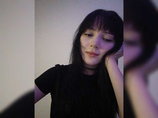 KRISTARI live cam on BongaCams