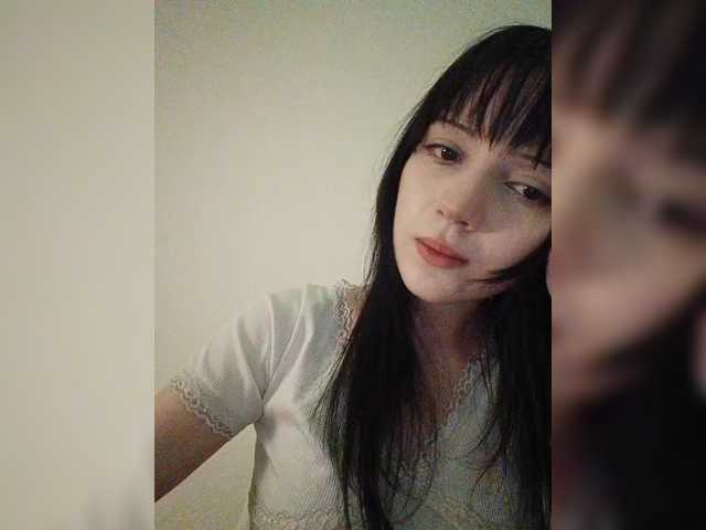 KRISTARI live cam on BongaCams