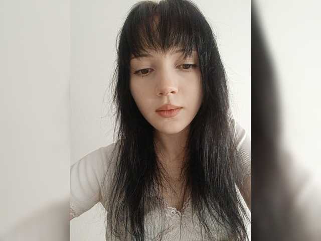 KRISTARI live cam on BongaCams