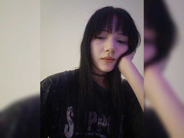 KRISTARI live cam on BongaCams