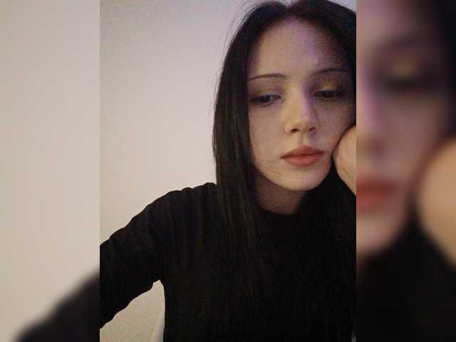 KRISTARI live webcam show