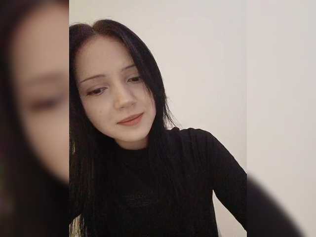 KRISTARI live webcam show