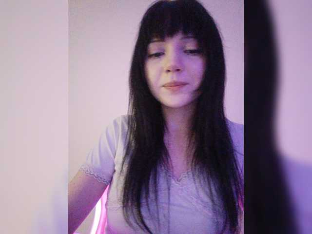 KRISTARI live cam on BongaCams