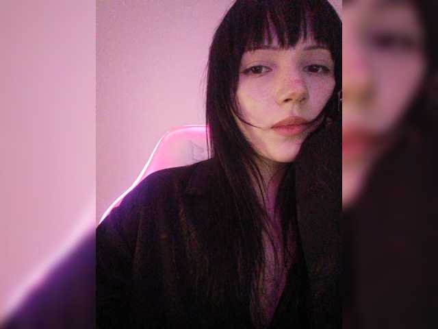 KRISTARI live cam on BongaCams