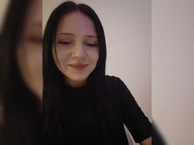 KRISTARI live webcam show