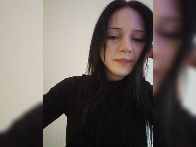 KRISTARI live cam on BongaCams