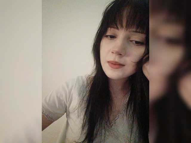 KRISTARI live cam on BongaCams