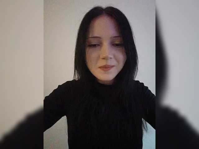 KRISTARI live cam on BongaCams