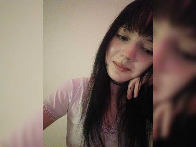 KRISTARI live cam on BongaCams