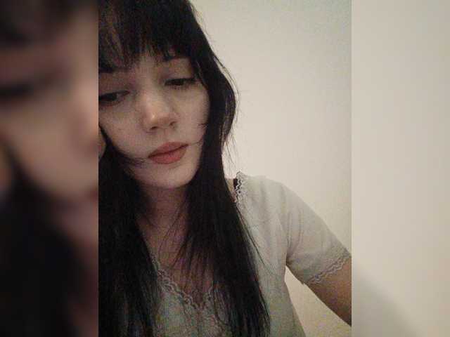 KRISTARI live webcam show