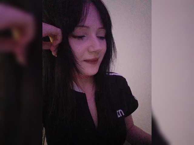 KRISTARI live cam on BongaCams