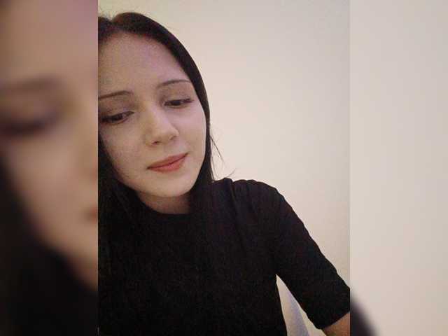 KRISTARI live cam on BongaCams