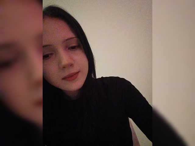 KRISTARI live webcam show