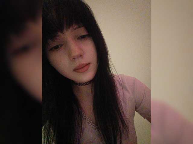 KRISTARI live cam on BongaCams