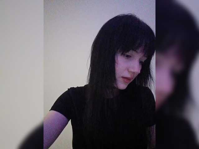 KRISTARI live cam on BongaCams