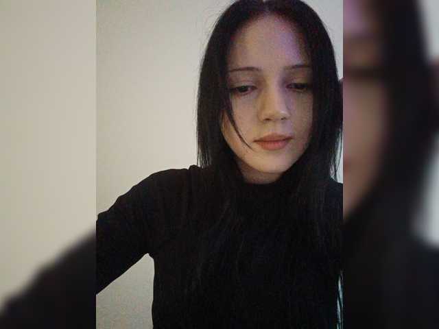 KRISTARI live webcam show