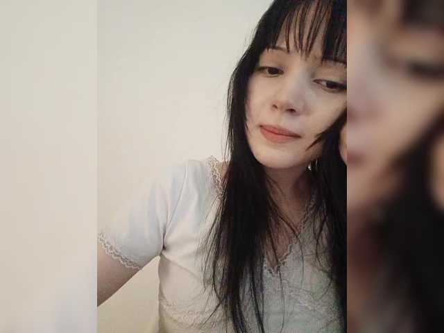 KRISTARI live cam on BongaCams
