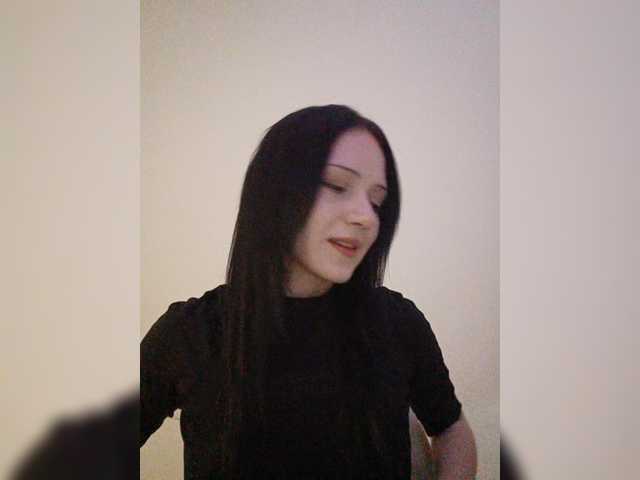 KRISTARI live cam on BongaCams